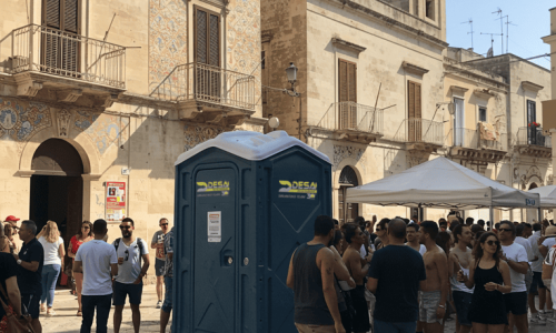 Noleggio Bagni a Lecce - Bagno chimico per feste ed imprese edili